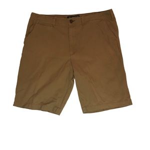 American Eagle khaki shorts size 40